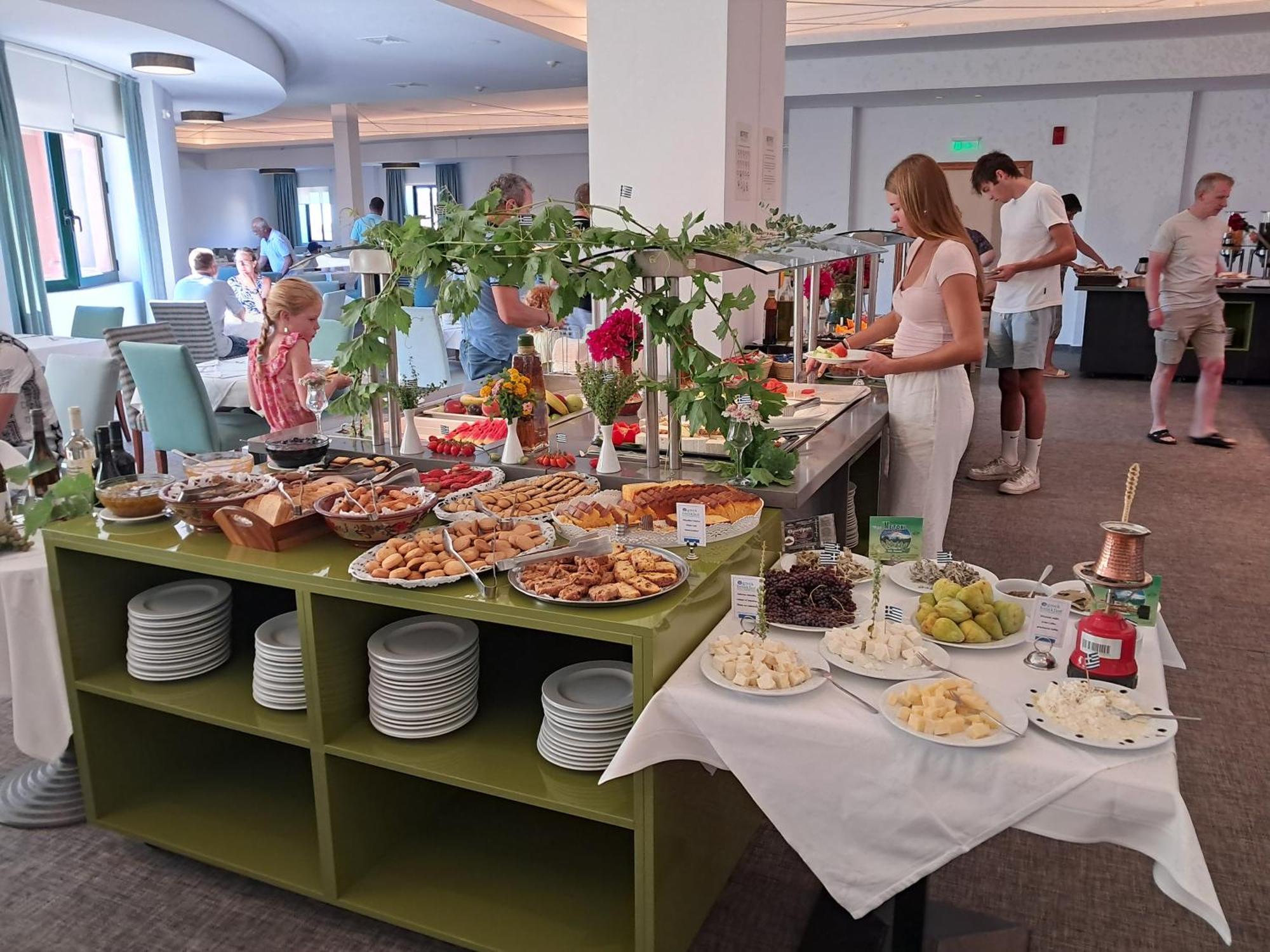 Отель Mediterranean 5*