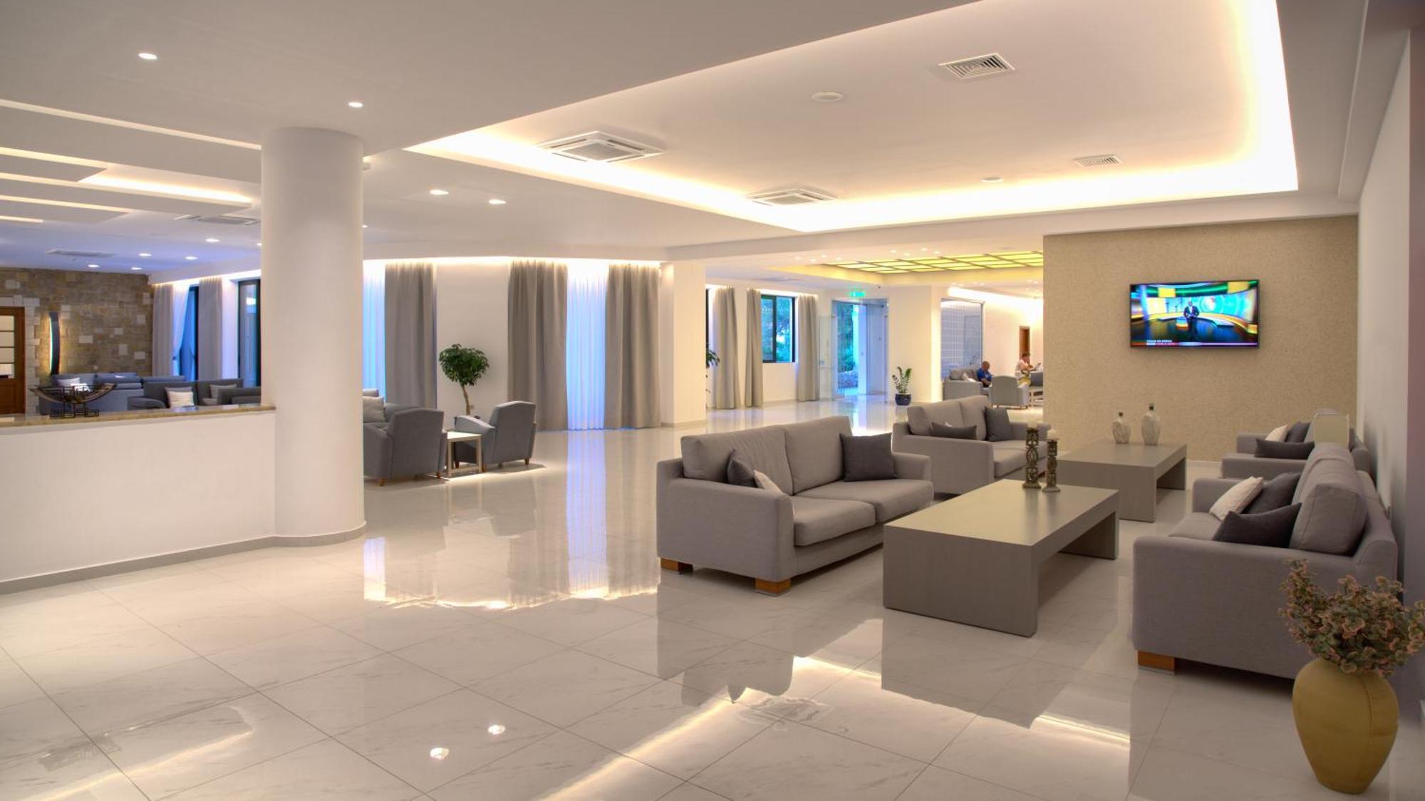 Mediterranean 5* Лаганас