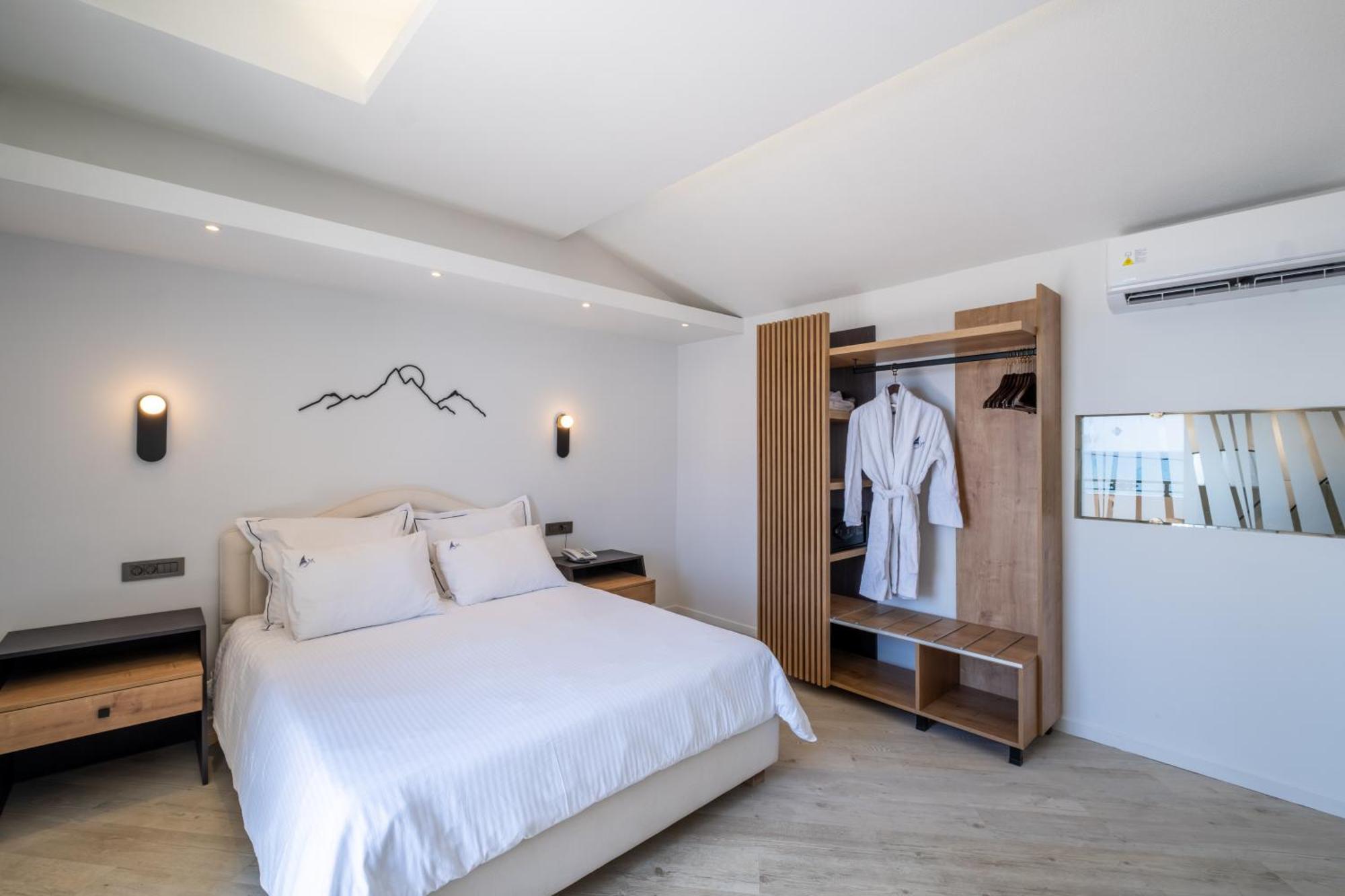 Mediterranean Hotel 5*